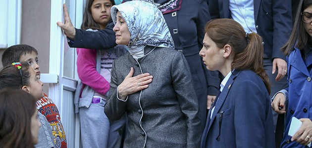 Sare Davutoğlu Konya’da şehit ailesini ziyaret etti