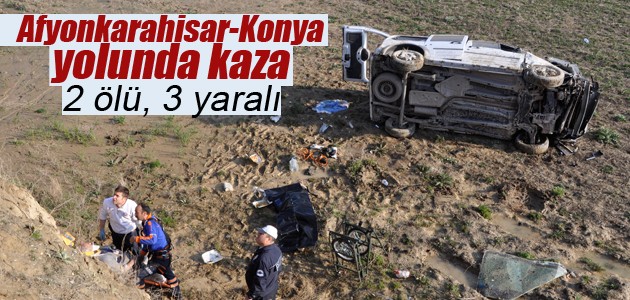 Afyonkarahisar-Konya yolunda kaza: 2 ölü, 3 yaralı