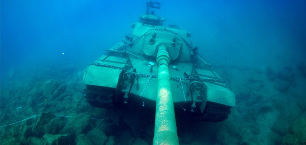 Konya’dan götürülen 45 tonluk tank Akdeniz’in derinliklerinde!