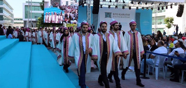 KTO Karatay’dan 750 öğrenci mezun oldu