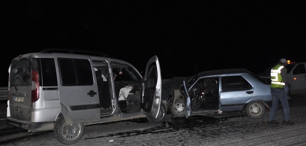 Afyonkarahisar-Konya yolunda kaza: 7 yaralı
