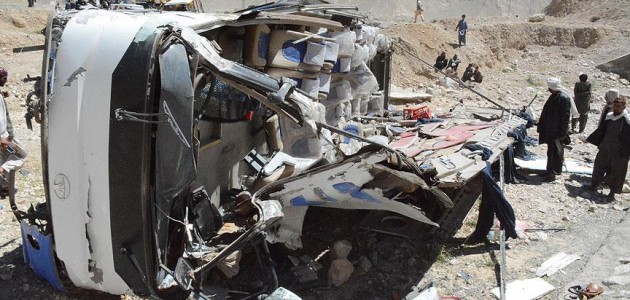 Etiyopya’da yolcu minibüsü devrildi: 21 ölü