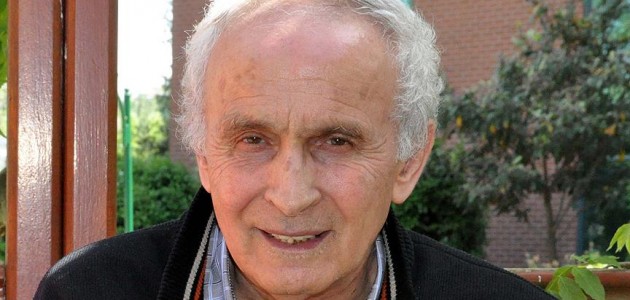 Yazar Özdemir yoğun bakıma alındı