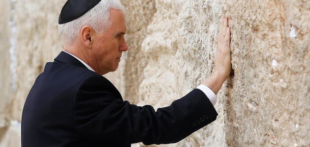 ABD Başkan Yardımcısı Pence ’Ağlama Duvarı’nı ziyaret etti