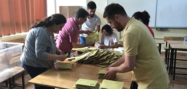 Konya’da oy sayma işlemleri başladı