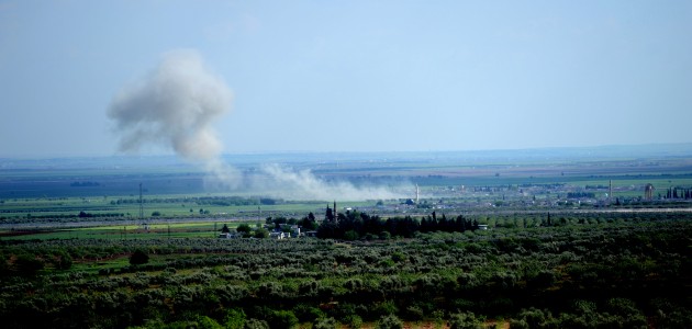 İsrail Suriye’de 3 askeri hedefi vurdu