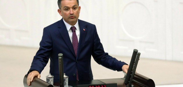 Tarım ve Orman Bakanı Turkcell’deki görevinden istifa etti