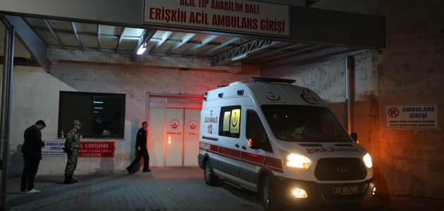 Edirne’de minibüs devrildi: 13 yaralı