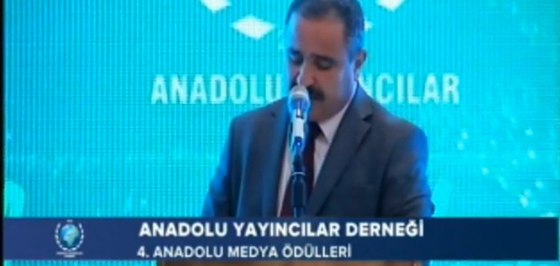 4. Geleneksel Anadolu Medya Ödülleri sahiplerini buluyor | CANLI
