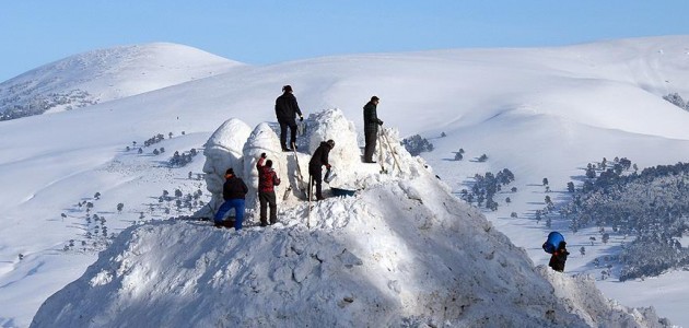 ’Kardan şehit heykelleri’ yapımına başlandı
