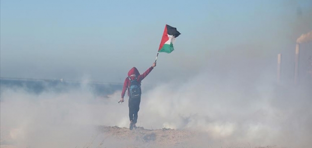 İsrail Gazze’de 3 Filistinliyi yaraladı
