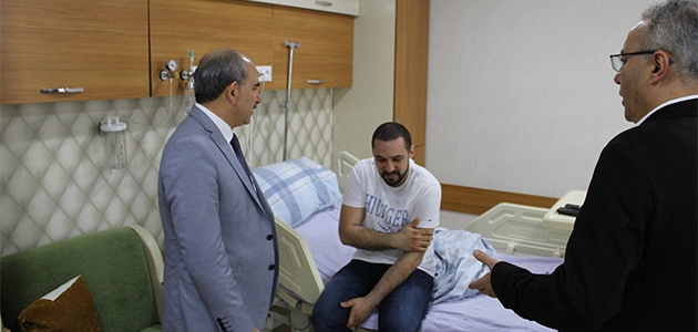 Mehmet Koç, Konya’da saldırıya uğrayan doktoru ziyaret etti