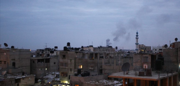 Gazze’ye hava saldırısı: 3 yaralı