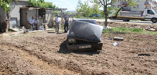 Konya’da otomobil ağaca çarptı: 3 yaralı