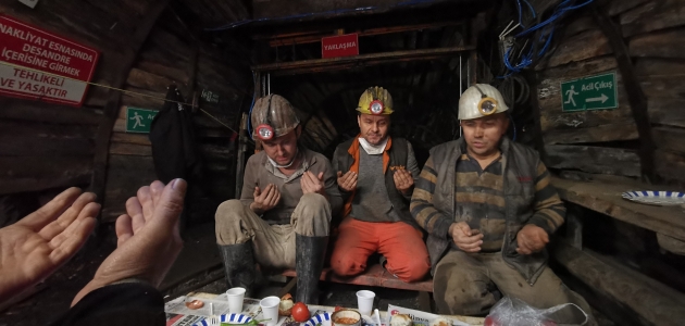 Madencilerin yerin 300 metre altında ilk sahuru