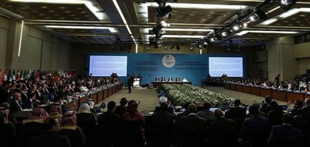 İslam İşbirliği Teşkilatı Türkiye'nin girişimiyle toplandı 
