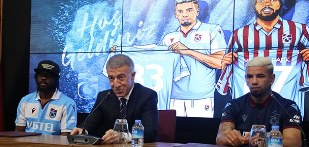 Trabzonspor'da ilk imzaları Gervinho ve Peres attı