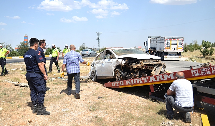 Konya’da takla atan araçtaki aynı aileden 4 kişi yaralandı