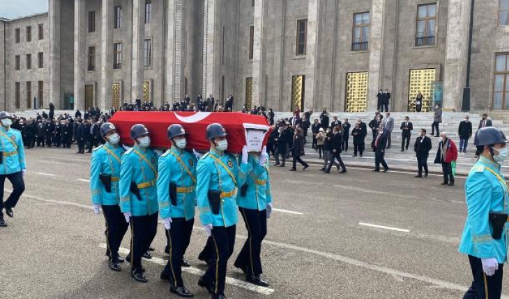 Eski Bakan Somuncuoğlu için TBMM’de cenaze töreni düzenlendi