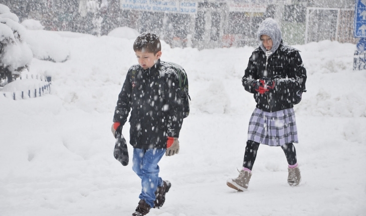 Konya’nın bazı ilçelerinde eğitime kar engeli