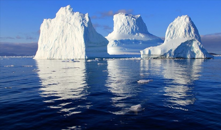 Küresel ısınma Antarktika'da buzulları eritiyor