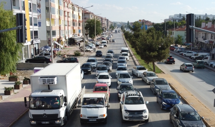 Konya-Ankara kara yolunda Kurban Bayramı yoğunluğu
