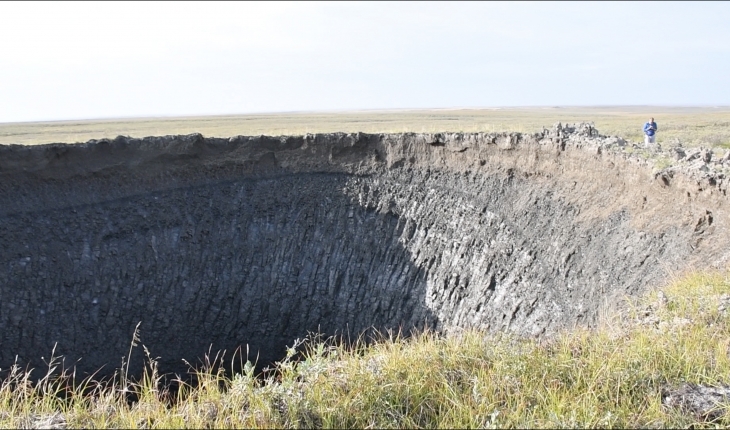 Sibirya’daki kraterler ve orman yangınları iklim felaketinin habercisi olabilir