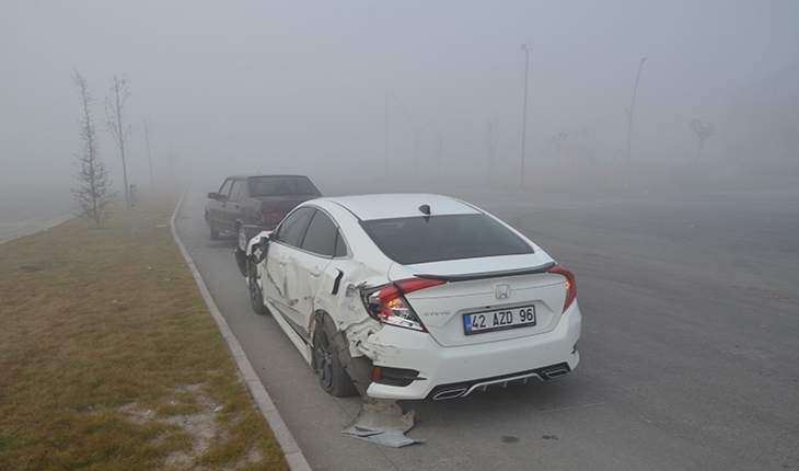 Konya’da yoğun sis kazayı beraberinde getirdi:8 araç birbirine girdi