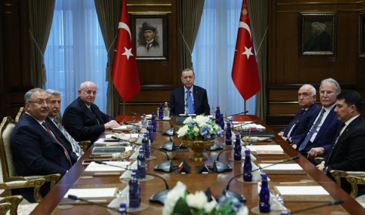 YİK toplantısında Türkiye yüzyılı vizyonu ve 2023 seçimleri değerlendirildi
