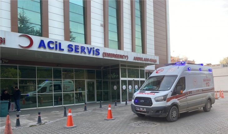 Konya'da dengesini kaybeden işçi ikinci kattan düştü