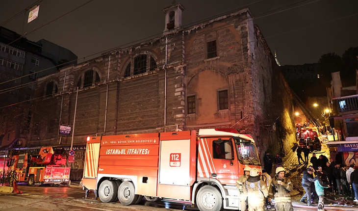 Surp Pırgiç Ermeni Katolik Kilisesi'ndeki yangın:2 ölü