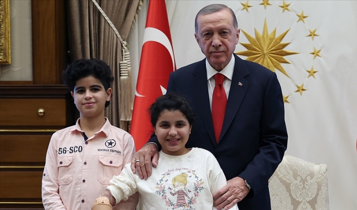 Cumhurbaşkanı Erdoğan, Gazze’de yaralanan Filistinli kardeşleri kabul etti
