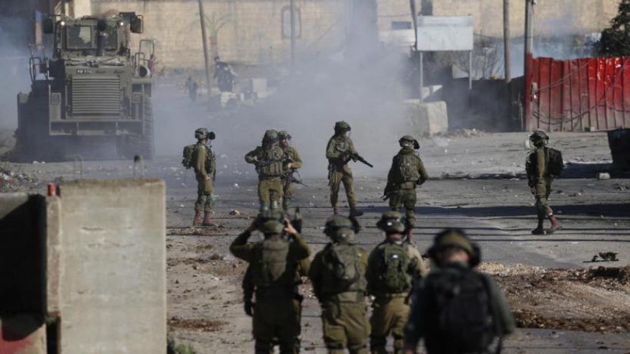 Batı Şeria'da Yahudi yerleşimci Filistinli bir genci öldürdü