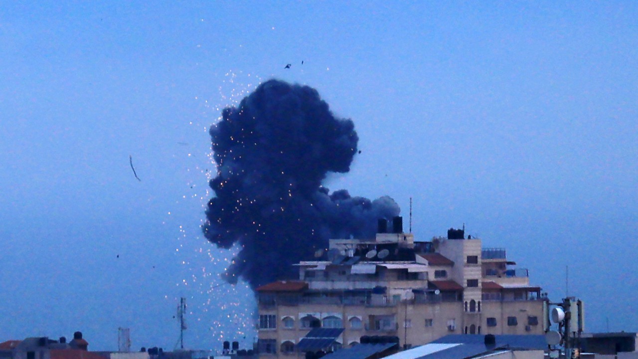 İsrail ordusu Gazze Şeridi’nde bazı noktalara hava saldırısı düzenledi