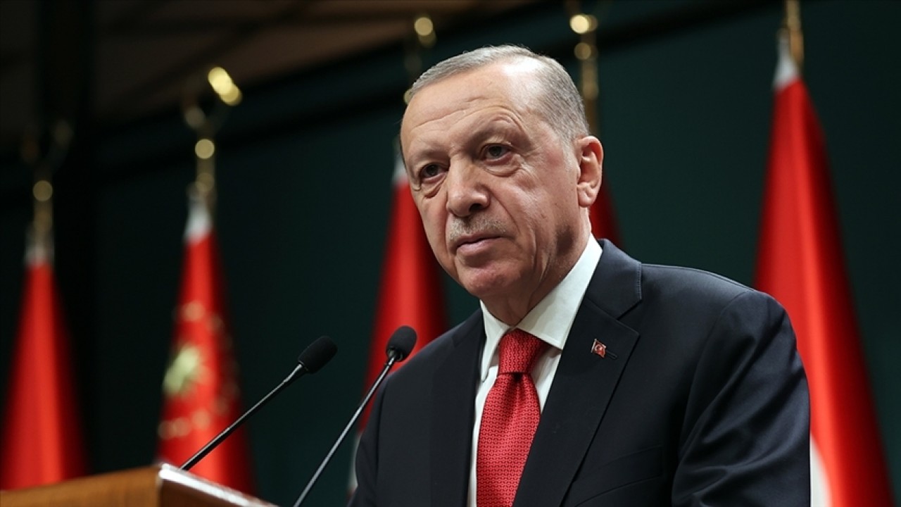 Cumhurbaşkanı Erdoğan, incelemelerde bulunmak üzere depremden etkilenen Hatay’a gitti