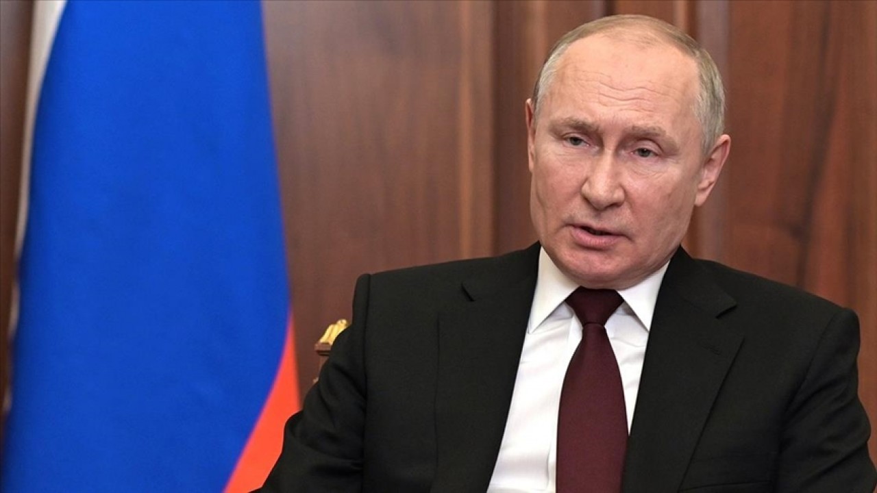 Vladimir Putin'e savaş suçu işlediği gerekçesiyle tutuklama kararı çıkarıldı