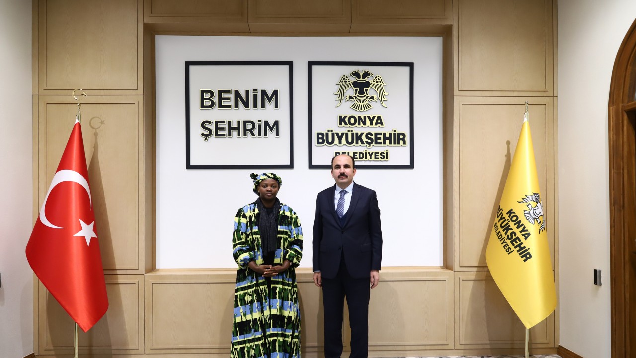 Uganda Büyükelçisi Başkan Altay'ı ziyaret etti