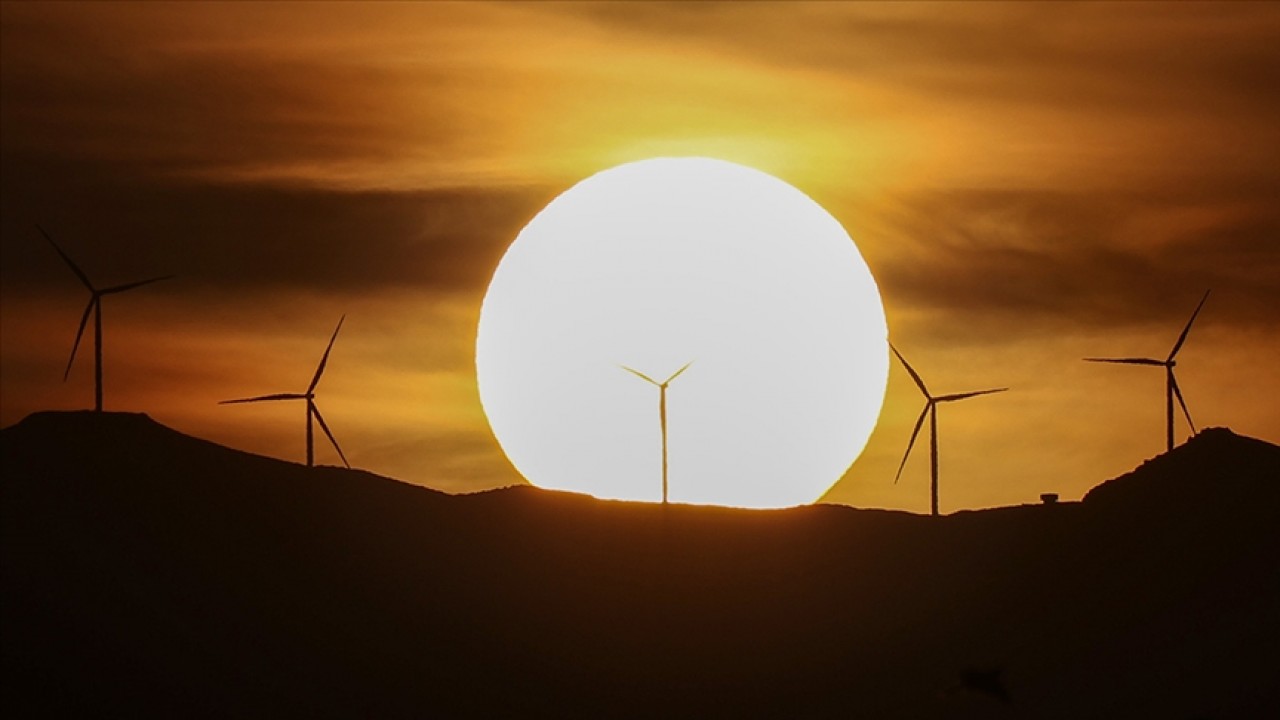 Rüzgar ve güneşin küresel elektrik üretimindeki payı rekor kırdı