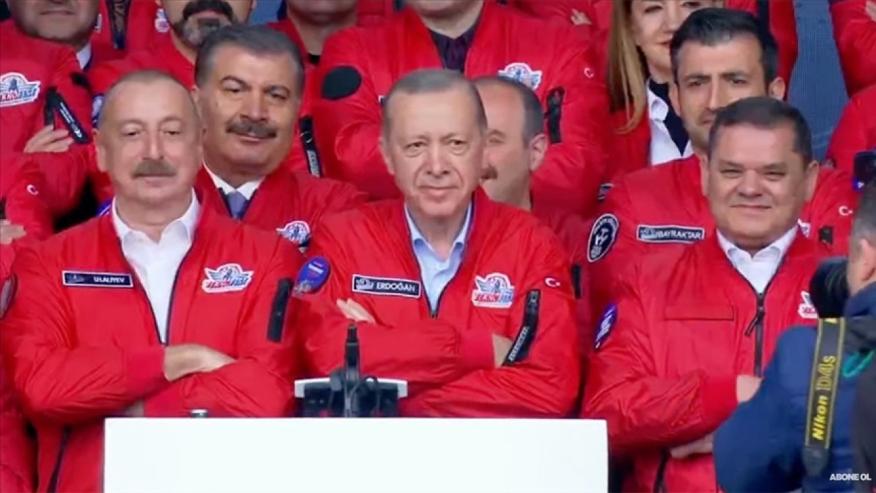 Cumhurbaşkanı Erdoğan açıkladı: Türkiye'nin ilk uzay yolcuları belli oldu