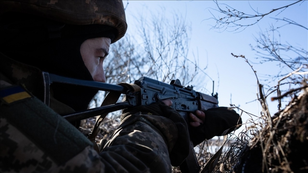 Bulgaristan hükümeti Ukrayna'ya silah gönderme kararı aldı