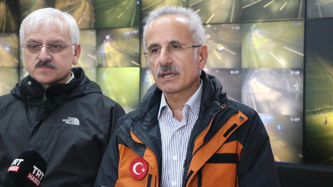 Bakan Uraloğlu: Anadolu Otoyolu'nu gün içinde açma gayreti içerisinde olacağız
