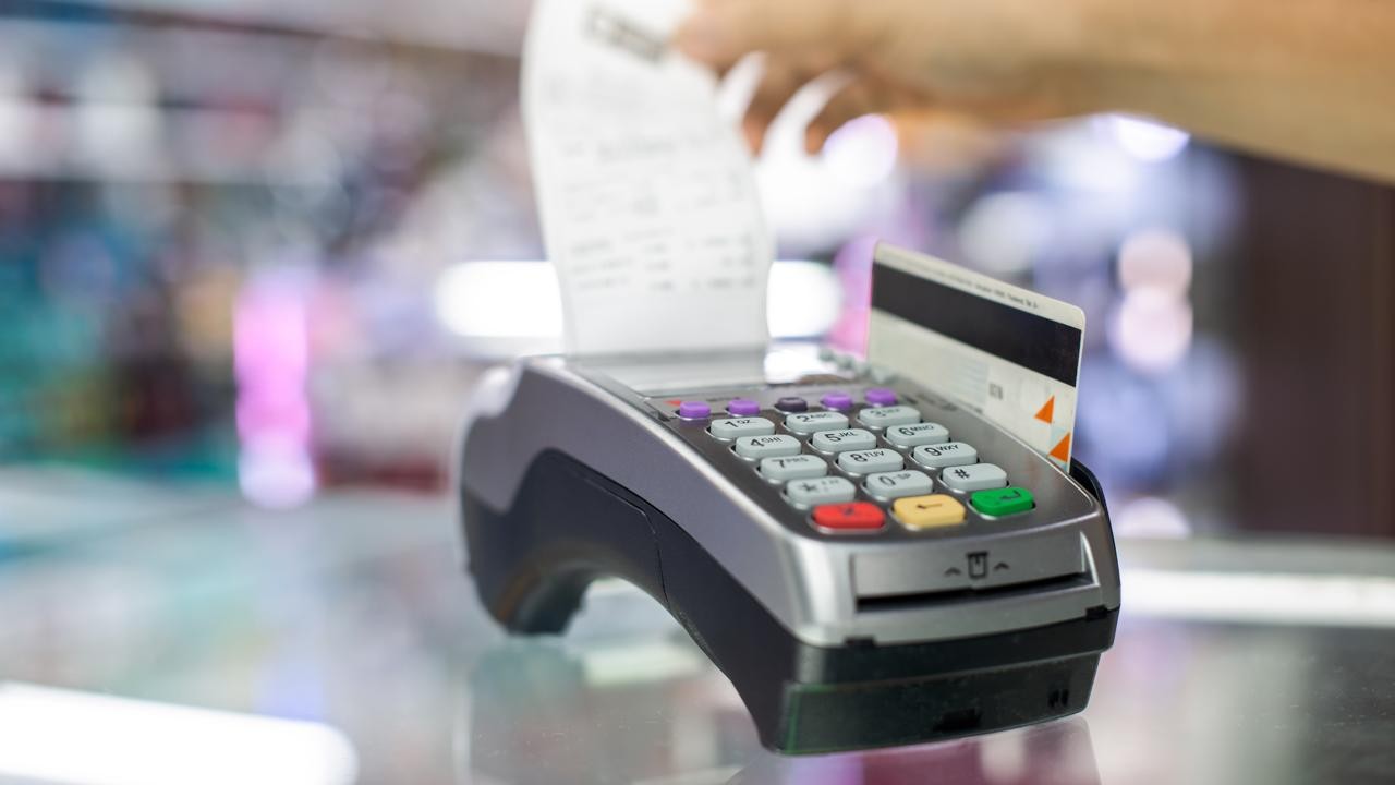 BDDK’dan kredi kartıyla taksitli harcamalara sınırlama kararı