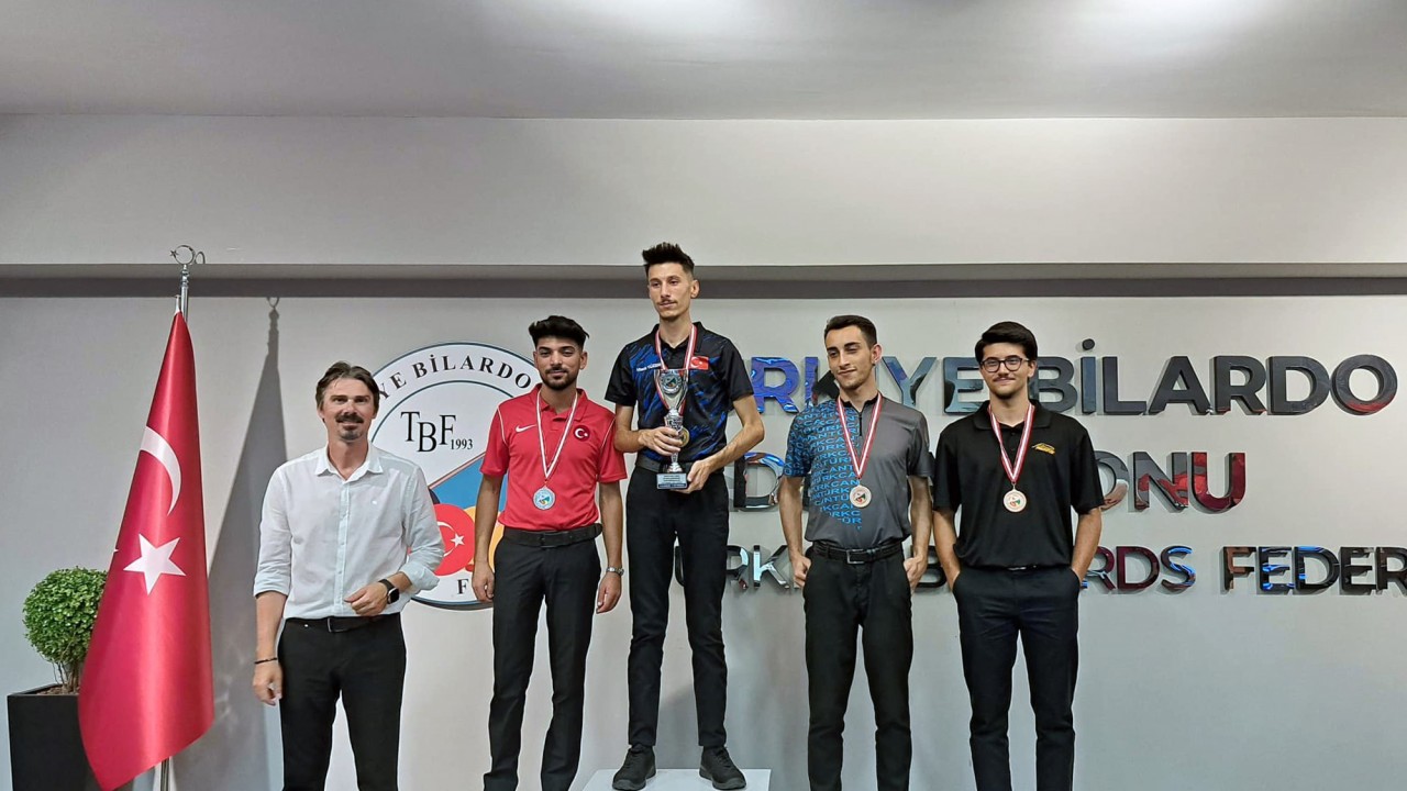 NEÜ Öğrencisi Türkcan Yıldırım, Türkiye Pool Bilardo Şampiyonası’nda 3. Oldu