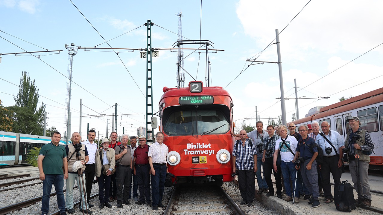 Türkiye’nin ilk bisiklet tramvayı dünyaya örnek oluyor