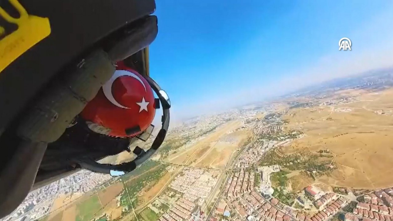 Türk Yıldızları TEKNOFEST'te nefes kesti
