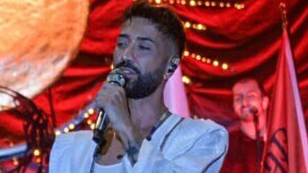 Ezgi Mola'ya destek veren şarkıcı Tan Taşçı'ya Musa Orhan'a hakaretten ceza