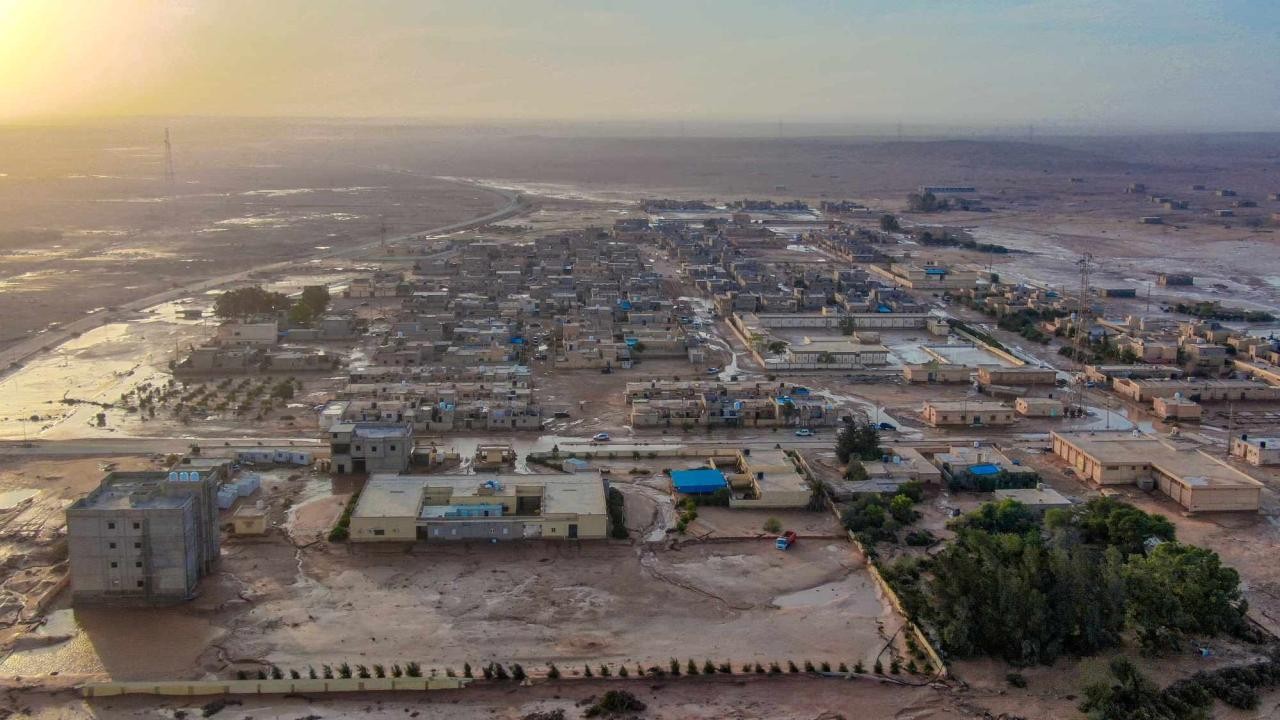 Libya’da selden etkilenen bölgelerde bir yıl süreli OHAL ilan edildi