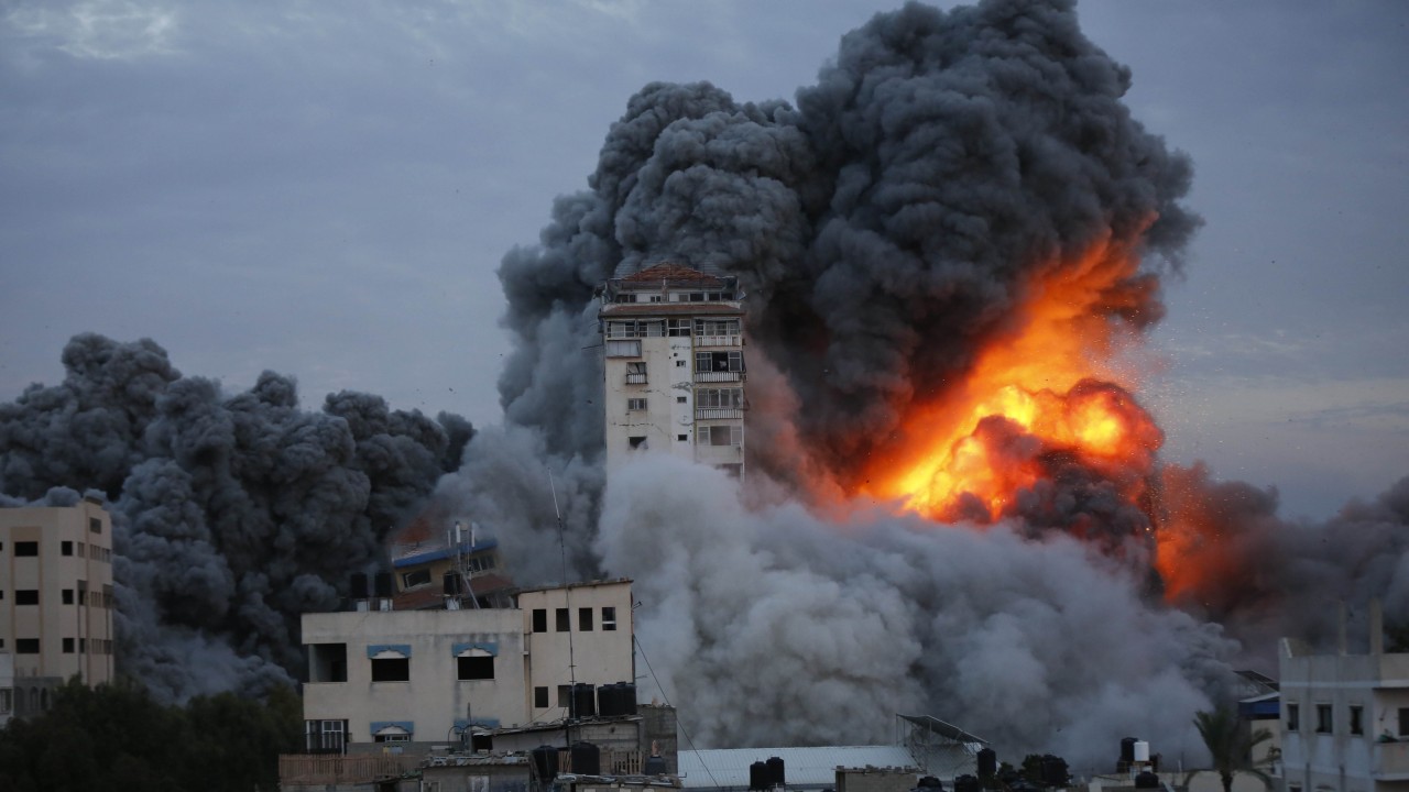 İsrail Basını: Gazze Şeridi'nden İsrail'e düzenlenen saldırılarda 250 kişi öldü