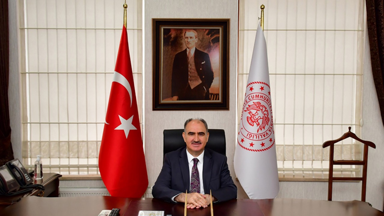Vali Vahdettin Özkan: Cumhuriyetimizin kuruluşunun 100. yıl gururunu yaşıyoruz