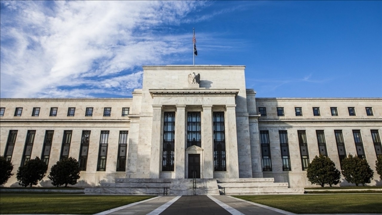 Fed’in 2024’te faiz indirimlerine başlayabileceği beklentileriyle tahvil faizlerindeki düşüş hızlandı